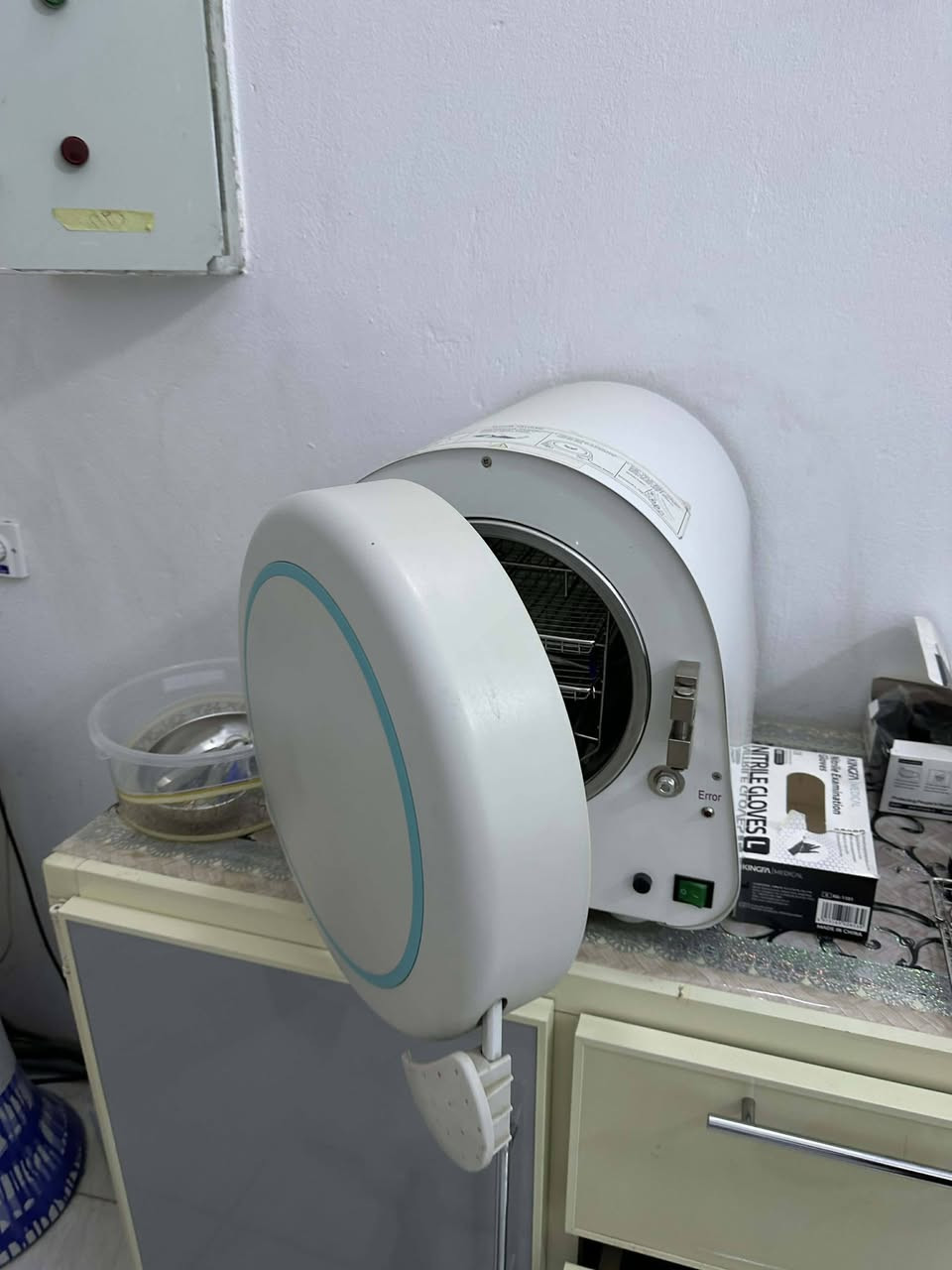 ❤️عيادة اسنان للبيع كاملة ❤️
بسعررر ٥ ملييون ونص
جير تاوس كلش نظيف 
ابكس ايتتيث 
اوتوكليف كلاس بي
لايت كيور وود بيكر 
سنسر رنيس و لابتوب 😍
اشعة  
وادوات شغل كاملة
***********
