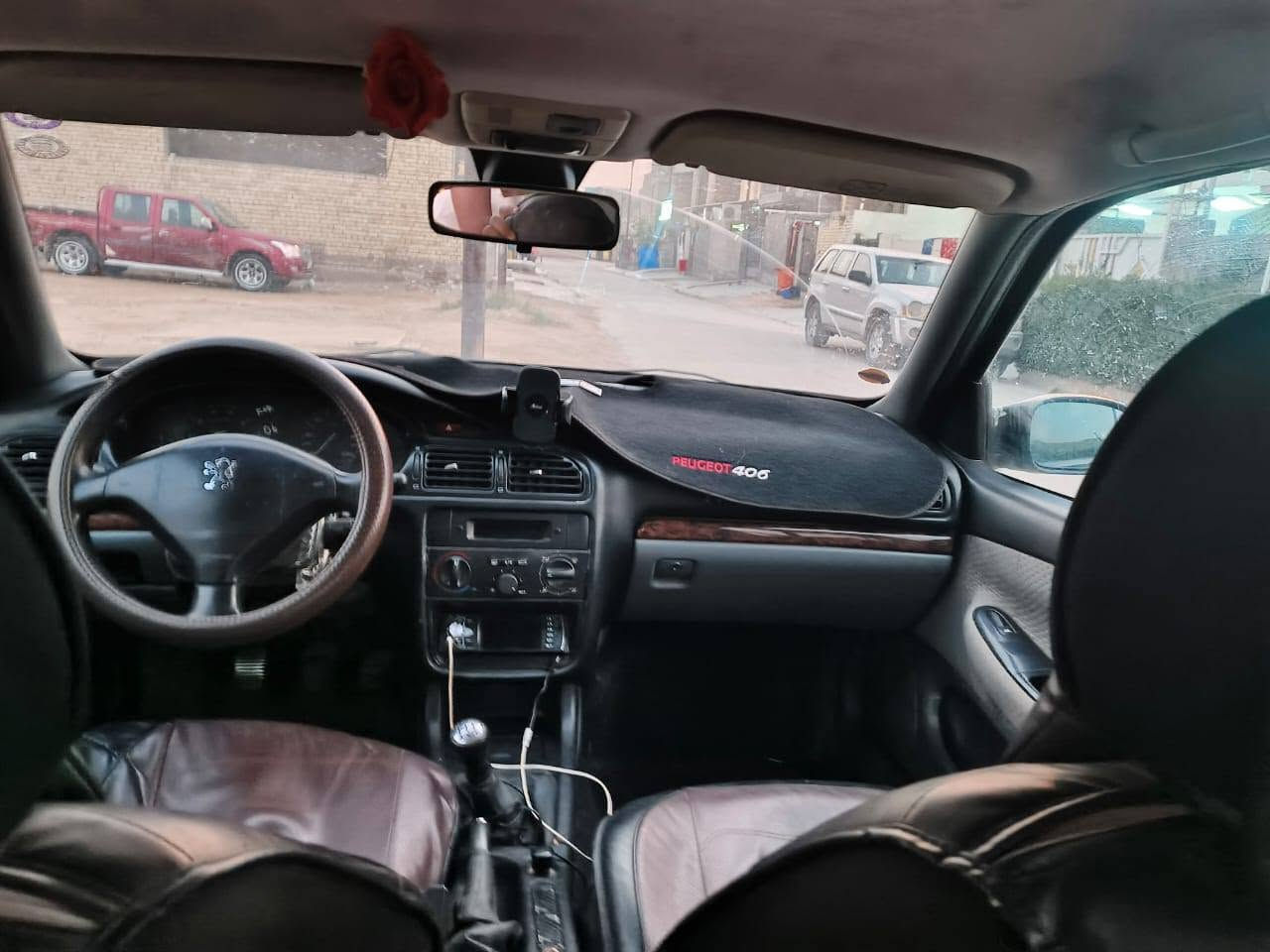 سياره بيجو موديل 2002 مصبوغه عام جمالي سياره رقمها سليمانيه باسمي  العنوان بغداد ***********
