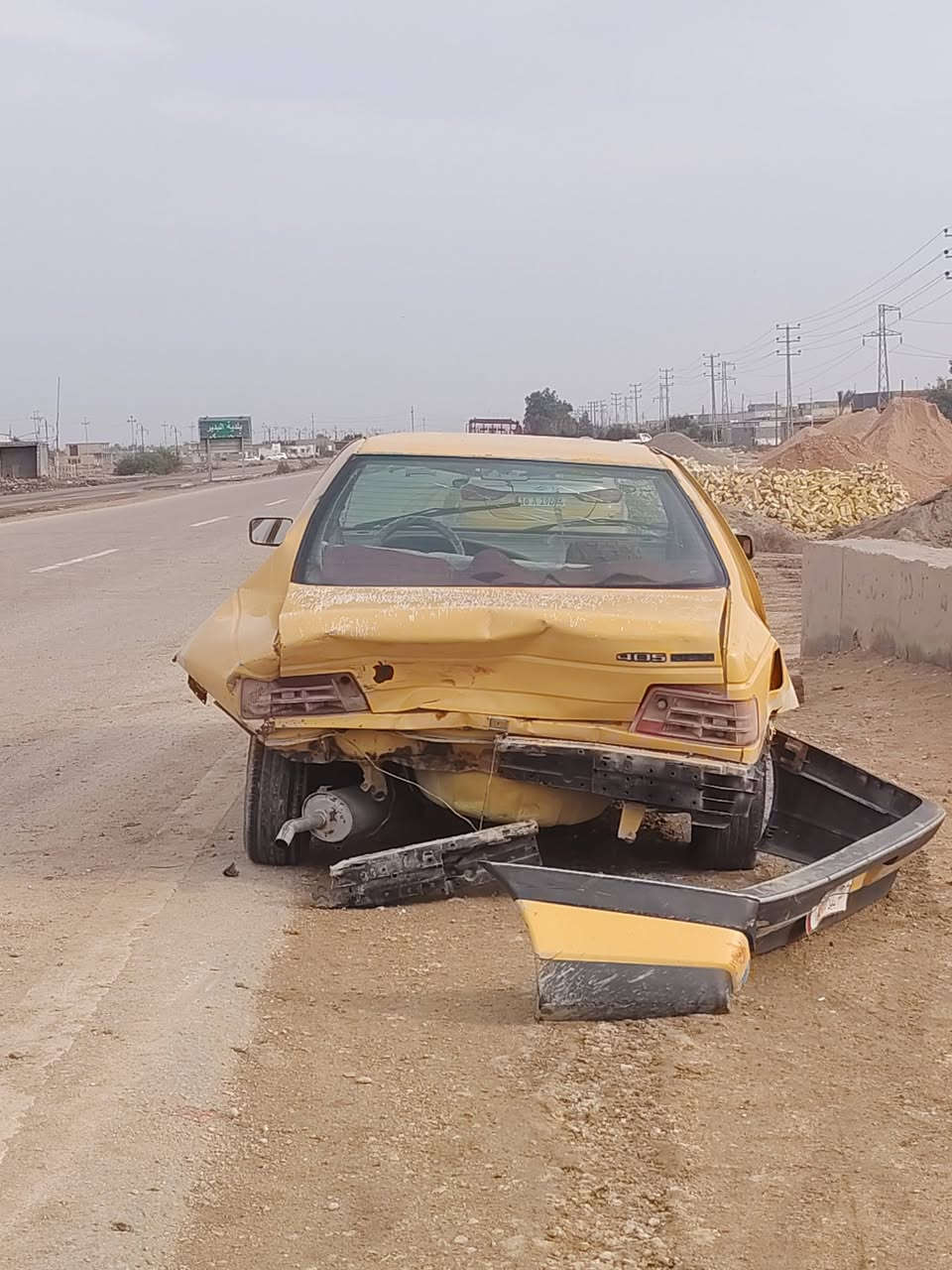 سلام عليكم بيجو 405بسمي تحويل ثاني يوم مكينه كير حداديه تخم تاير رقم بابل مشروع وطني السعر 15وبيه مجال قليل.  ديوانيه البدير. ***********
