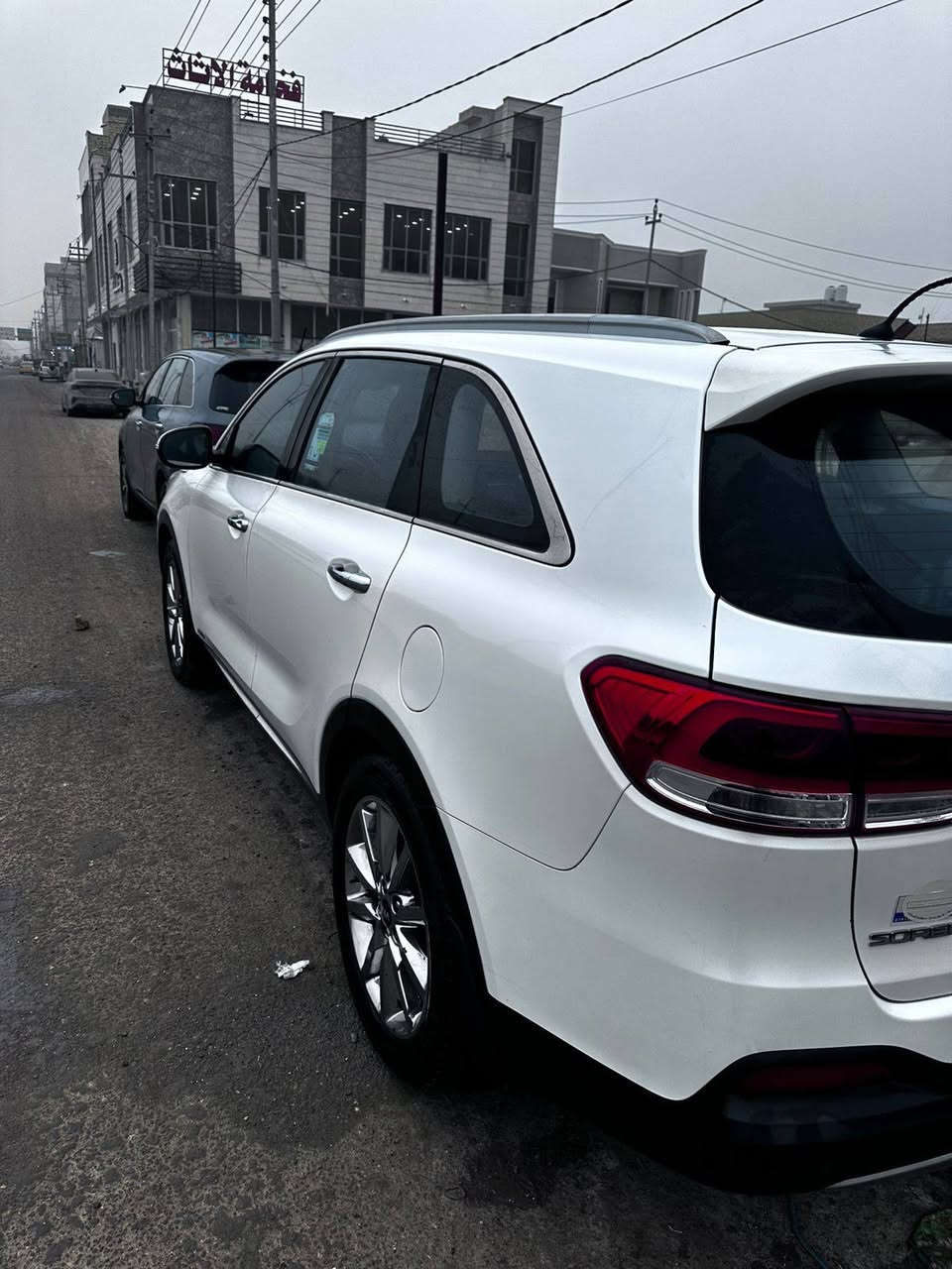 سلام عليكم  سورنتو 2016 خليجي فول مواصفات ما عده الفتحه كفاله عامه  سبعه راكب سته سلندر فور ويل السياره باسمي المكان الناصريه مركز الرقم ***********
