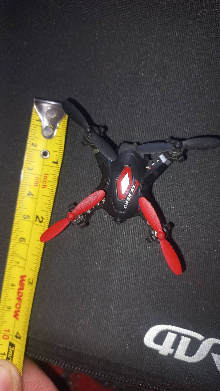 السلام عليكم  درون للبيع قيم وا خذه


**إذا كنت صاحب هذا الإعلان وتريد حذفه لأي سبب، رجاءا أرسل رسالة إلى الدعم الفني**