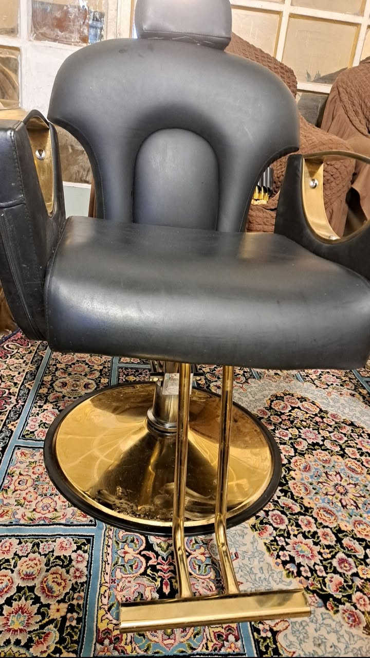 الاغراض شبه جديد للبيع  الكرسي ١٤٠ البديكير ب٣٥


**إذا كنت صاحب هذا الإعلان وتريد حذفه لأي سبب، رجاءا أرسل رسالة إلى الدعم الفني**