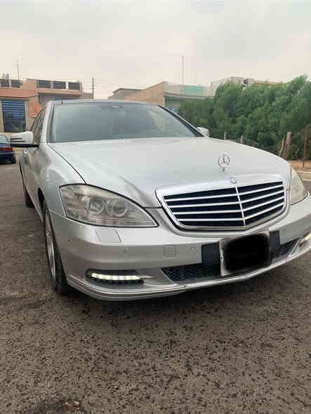 السلام عليكم 
للبيع مارسيدس موديل 2007 

فول مواصفات بانوراما السيارة 

لارج الباب طويل حجم 350 محرك 6 سلندر 
سيارة مكفولة عدا جاملغ الخلفي فقط صبغ بدون دواخل 

مكان السيارة بغداد 
السعر 175 ورقة وببها مجال بسيط
رقم هاتف ‭***********
