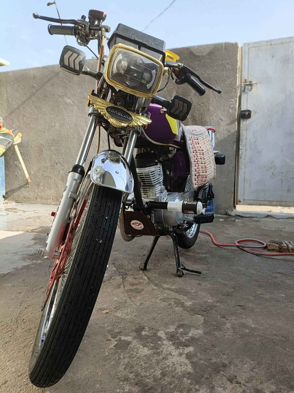 السلام عليكم دراجه سونك للبيع موديل 2025مكاني واسط العزيزيه ستفسار رقمي ***********
