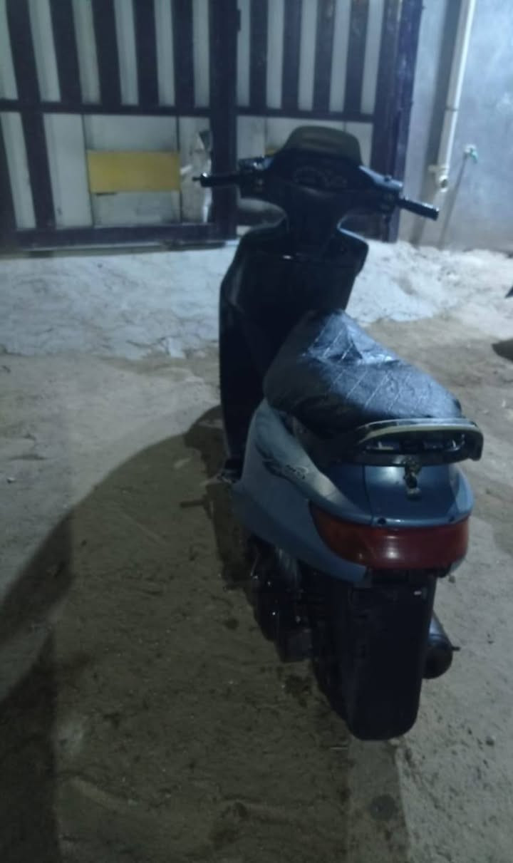 سلام عليكم فراشه فحل نضيفه للبيع طفت بعد ماتشتغل كومه حديد ب 175 وبيه مجال مكان كوفه رقمي ***********
