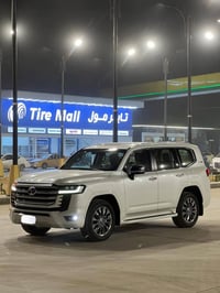 لاندكروز VX • توين توربو • ٢٠٢٢