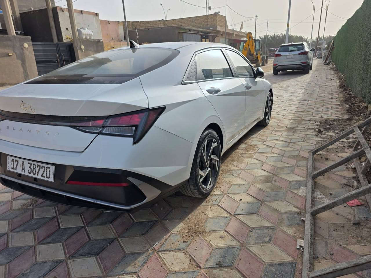 السياره جديده كفاله عامه
النترا.    2024     رقم مثنى حره مداور ثاني يوم 

 السياره ماشيه ٦٧ الف كيلو     

    

المواصفات فوووول      .      محرك 1500 دبل نوزل دوش 

شاشه ديجتال 

بصمه                            

كشنات جلد 

هند بريك بصمه         

اوتو هولد                  

فتحه سقف                                               

حساس لايت 

حساس خلفي بلادي 

حساس أمامي بلادي 

تبريد قطعتين

كاميرا خلفيه بلادي 

جي بي اس

نضام تشغيل الكاميرات 

شاشه  كبيره اصلي ابل كار بلي 

نضام ترحيب مري شفط

نضام مود درايف إيكو وسبورت و عادي

تحكم ستيرن فول 

ويل كب كروم حجم 17

لد امامي نهاري

 شباك نيكل

مانع انزلاق

مانع انحدار 

لايت عدسات زنون 

ايرباكات

العنوان :السماوه الرميثة

السعر 140 ورقه وبي مجال بسيط

رقم الهاتف:***********
