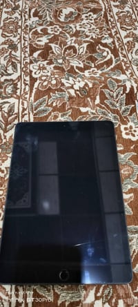 ايباد الجيل السابع • نظيف • كامل