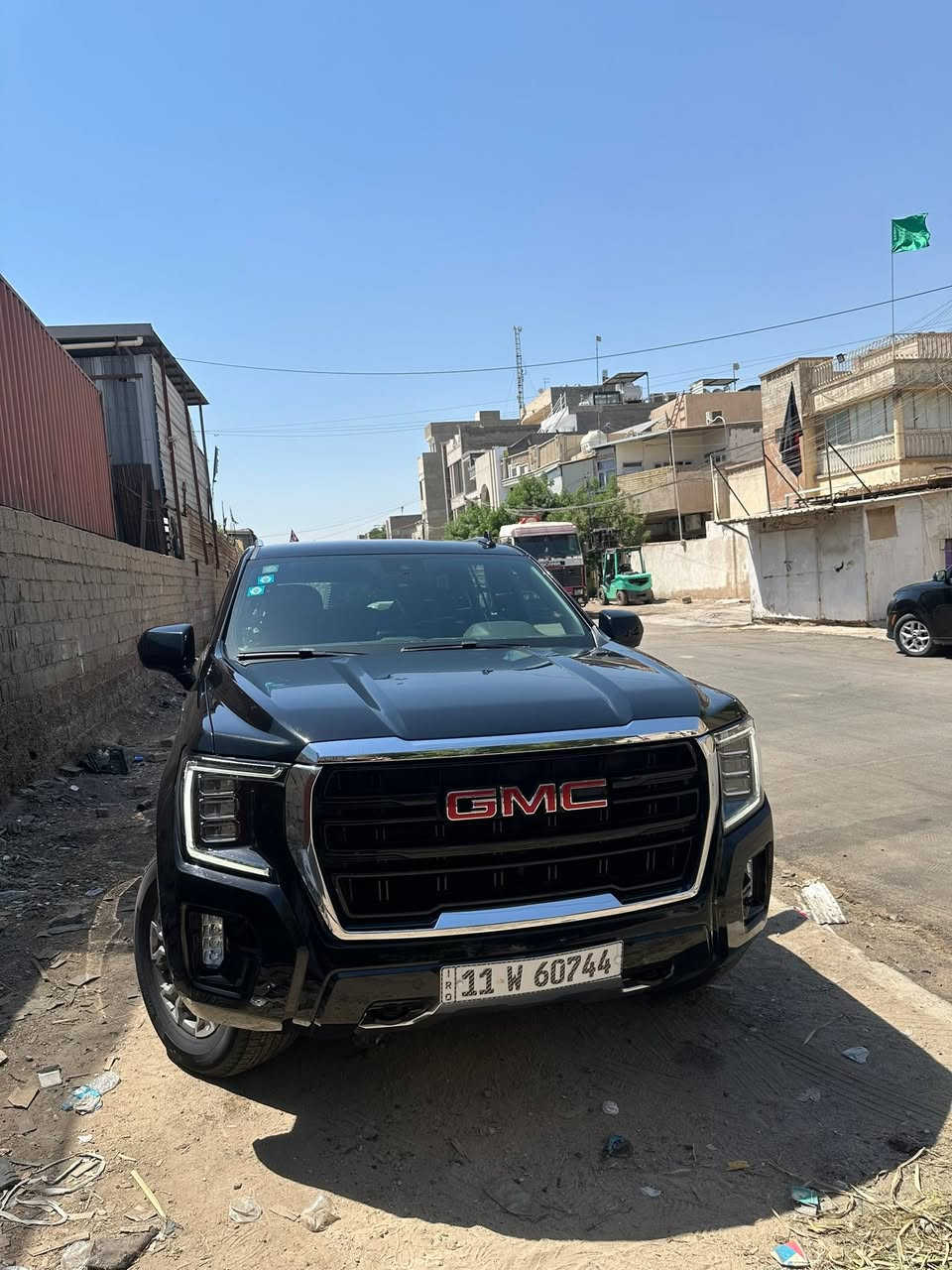 السلام عليكم
يوكن جمسي للبيع فقط 

المديل 2023

ماشيه 27فقط 

مواصفاته SlE

السياره مغلفه PPf

السعر 475 ورقه 

مكفوله كفاله عامه و مكفوله من الدبل كود 
للاستفسار ***********
