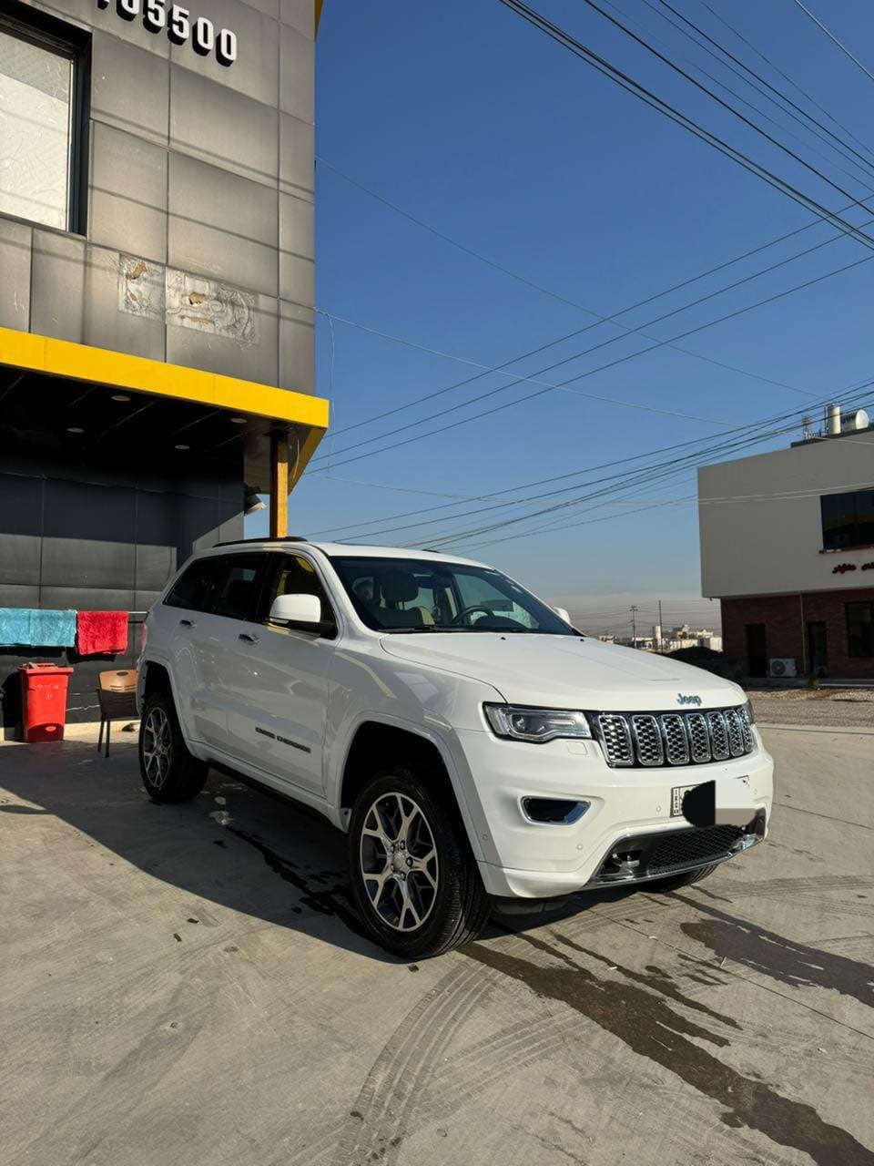 جيب اوفر لاند السيارة موديل ٢٠١٩ شركة هارلم صفر اربيل مواصفات فول الفول بيها جكات تنزل وتصعد وخالي من الصبغ  و الشخوط والرصعاة وماشيه ٨٠ الف حقيقي شرط ورقم وهزة وسنويه كلها جديد وبشرط تحويل يعني ما ناقصها ول شي ابدا صندوق كهربا والابواب بصمه كراسي تدفئه وتبريد وخزن ومرايات وسكان هيتر السيارة على وضع الشركه ما مبدل اي شي كلو بلاديه ودوسات كهربائيه السياره احلى من الصور اي ستفسار اتصل فقط وتساب اكرر فقط وتساب وماسنجر *********** أربيل, العراق
