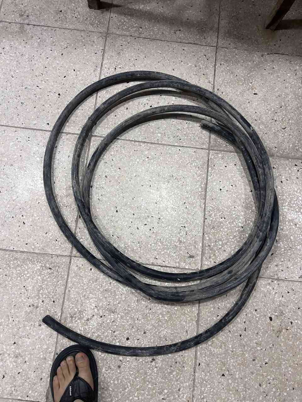 كيبل مايقارب ٨متر المتر على ٧٠٠٠


**إذا كنت صاحب هذا الإعلان وتريد حذفه لأي سبب، رجاءا أرسل رسالة إلى الدعم الفني**