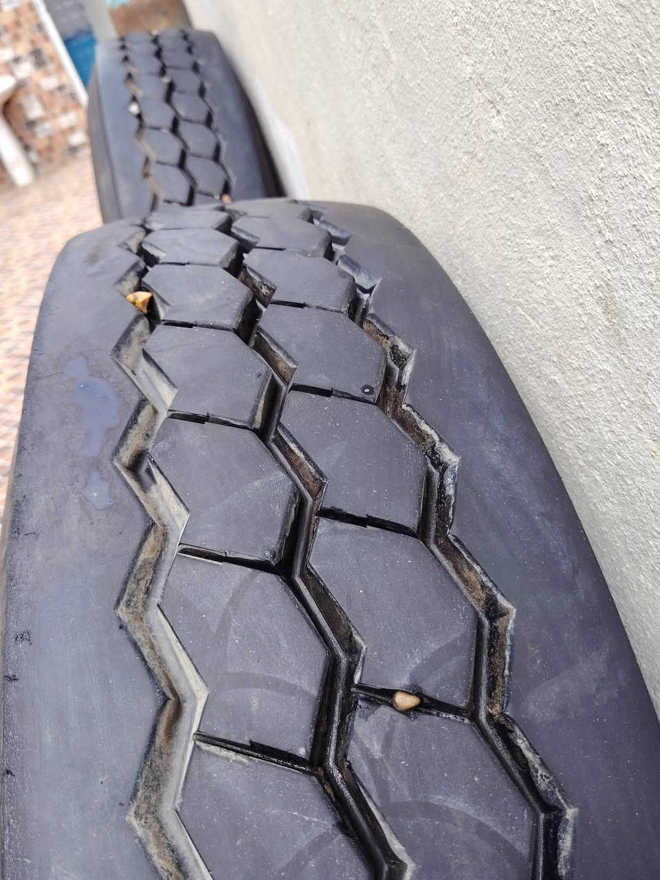 تايرات حجم 24 مراوس 22 العنوان الدوانيه ***********
