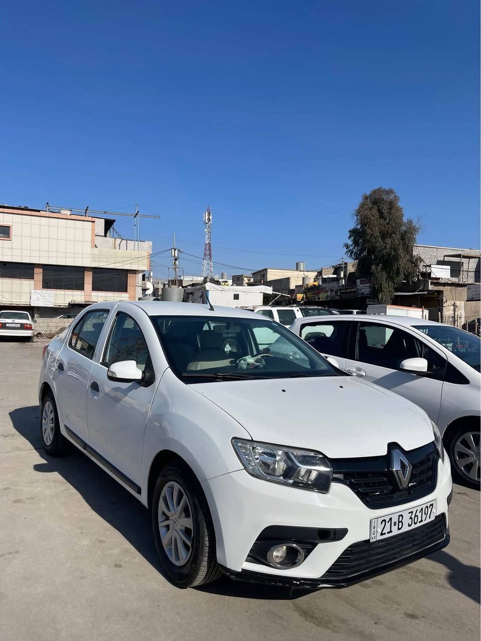 ڕینۆ سیمبۆل ٢٠٢٠
بۆیاخی نییە 
سەنەوی تازەیە تا ٢٠٣١
گێڕومەکینە بەشەرت
١٤٠هەزار ڕۆشتووە
سەیارەکە زۆر تازە و جوان ماوەتەوە
سعر:٨٨
***********
*********** السليمانية, العراق
