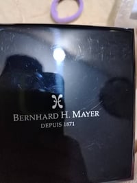 ساعات يد • للبيع