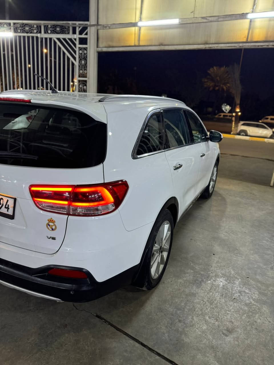 كيا سورنتو موديل 2016 

🔥 مواصفات 🔥 

خليجي 

6 سلندر

بصمه 

شاشه وكامره دواره 

كشنات جلد تتفئه تبريد 

كشن كهرباءي متحرك 

شاشه كامره دواره 

حساس خلفي امامي

تحكم استيرن جهتين 

مري شفط 

اشاير بالمري 

جنطه كهرباء

 لايت لد نهاري ليلي زنون 

دبل شباك

سبير ما نازل 

 7 راكب 

3قطع تبريد 

سيارة جديده
رقم بغداد  انكليزي 

السعر 195 بيه مجال حك الجيه 

سياره جديده وجاهزه مكينه وكير وتايرات وتبريد

الاستفسار 

*********** ساب
