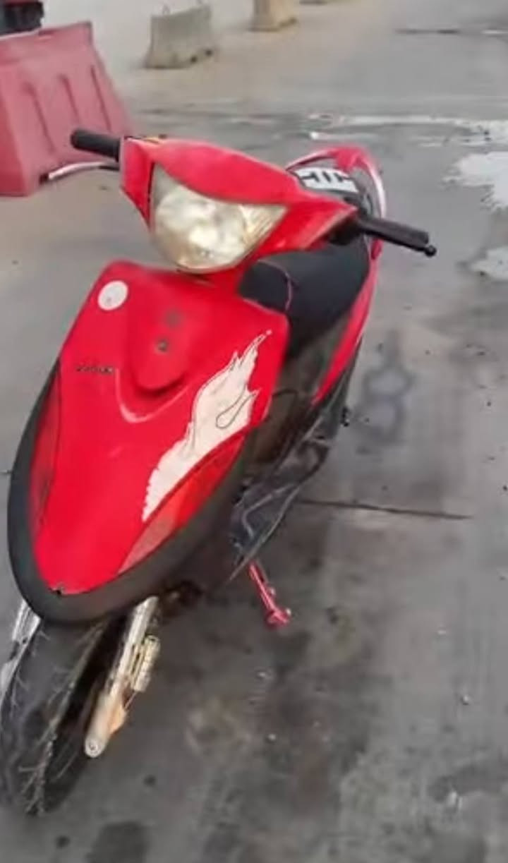 ماكس عدلة كاملة مكملة نقجوزة جوزته السويج ضاع تريد صور جنسيتي أو مكاتبة المهم مراوس او بيع السعر ٤٥٠


**إذا كنت صاحب هذا الإعلان وتريد حذفه لأي سبب، رجاءا أرسل رسالة إلى الدعم الفني**