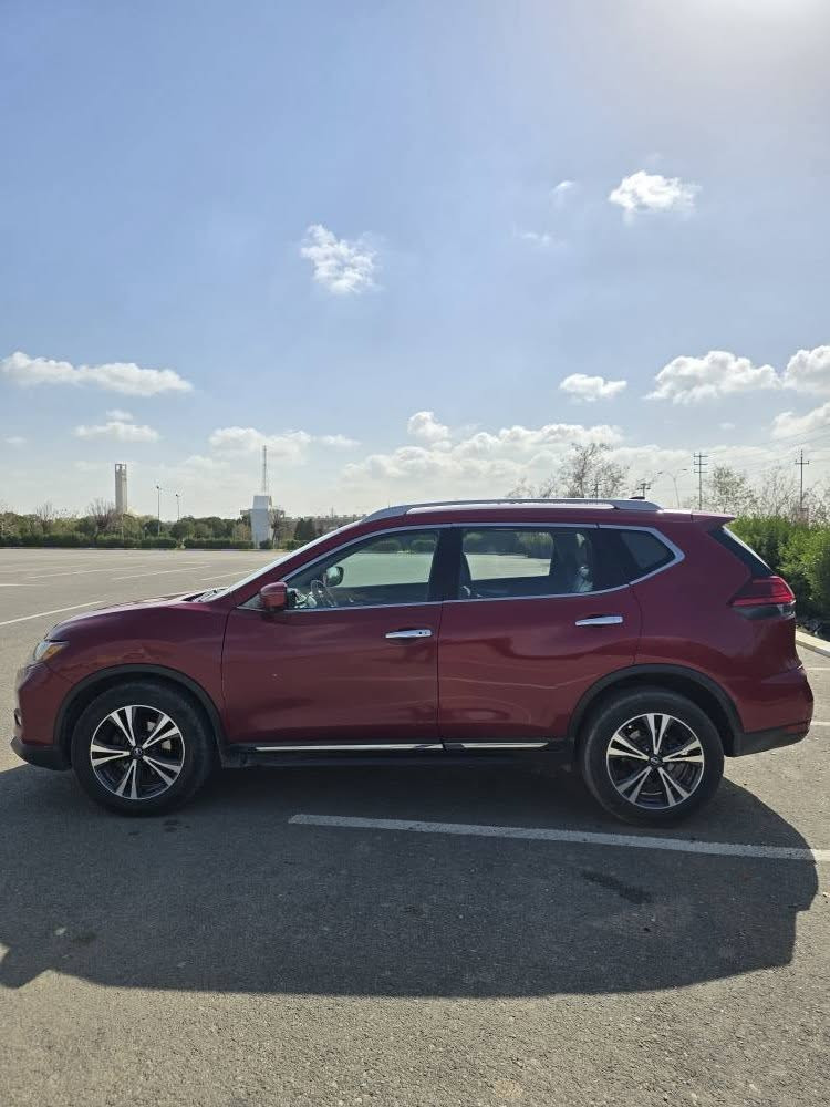 نیسان روگ ٢٠١٧ 
گێر مەکینە بە شەرت 
٣ پارچە بۆیاخ (دەرکە و چامرلخی لای سایق و نیو پارچە بونیت ) ژورێ نیە
SL awd دەبل ئەکسنە
سەیارەیەکی بێ مەسروفە بێ کێشەیە
بە ناوی خومە
سەنەوی هەتا ٢٠٣١ 
سعر ١٤٧ وەرەقە و مەجال أربيل, العراق


**إذا كنت صاحب هذا الإعلان وتريد حذفه لأي سبب، رجاءا أرسل رسالة إلى الدعم الفني**