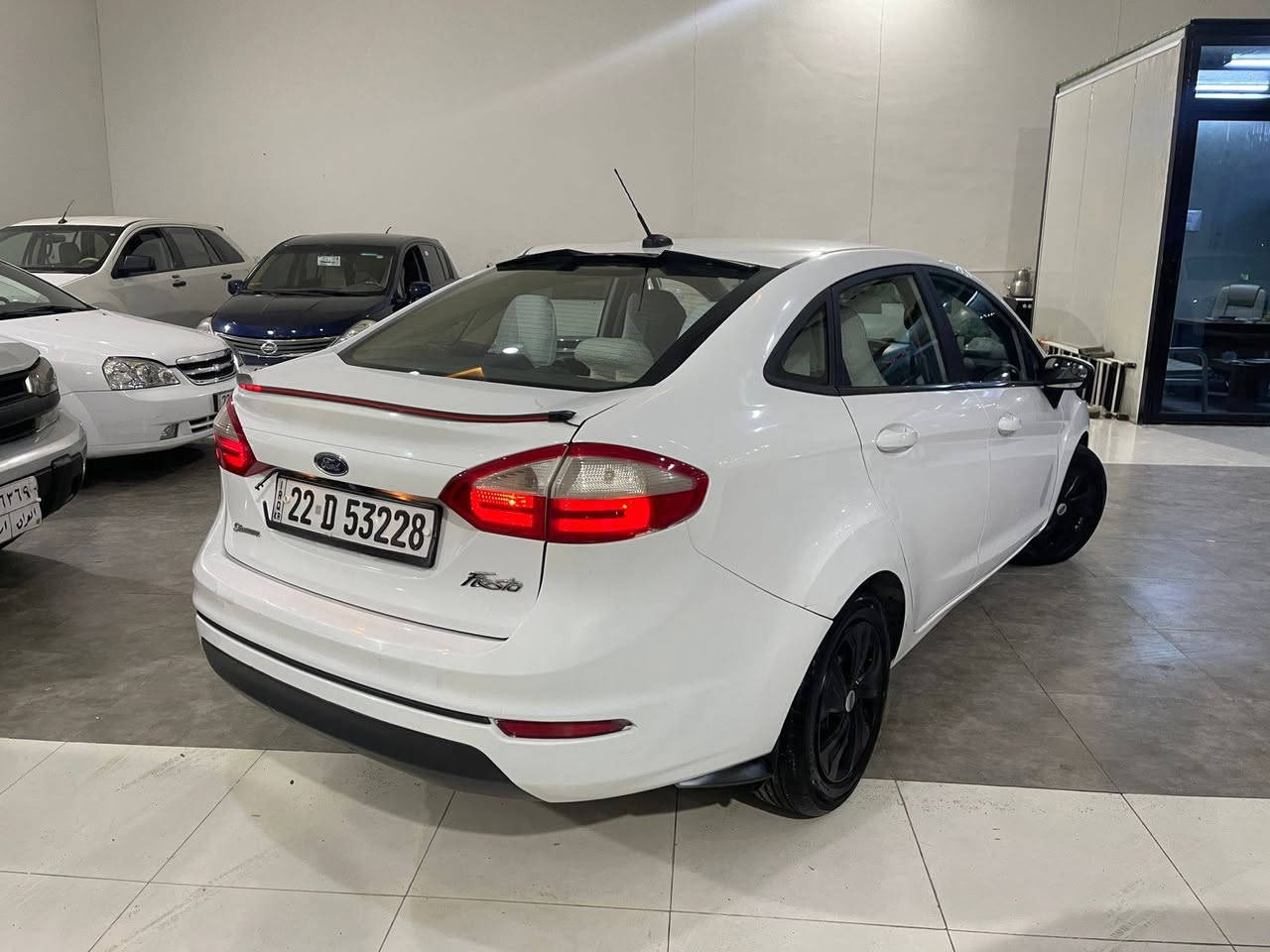 فۆرد ڤێستا 
گێڕ ئۆتۆماتیک +مەکینە 16
سەیارەیەکی زۆرزۆر جاهیزە 
گێڕو مەکینە و تەبریت و هەموگیانی بەشەرتە 
2وپارچەو نیو بۆیاخی هەیە وچوارتایەی نوێی بۆ باستراوە وسەنەوی و ژینگەوڕەقەم و هه موشتی نوێیە تا 2029
سەیارەکە ماڵی دۆستە 
340هەزارش غەرامەی لەسەرە بۆت دەگێڕینەوە 
ژ.م / ***********
ناونیشان / هەولێر --بنەصڵاوە أربيل, العراق
