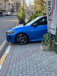 للبيع نيسان سنتر موديل ٢٠٢٤ دخول جديد بدون ارقام مواصفات sr صور الحادث...