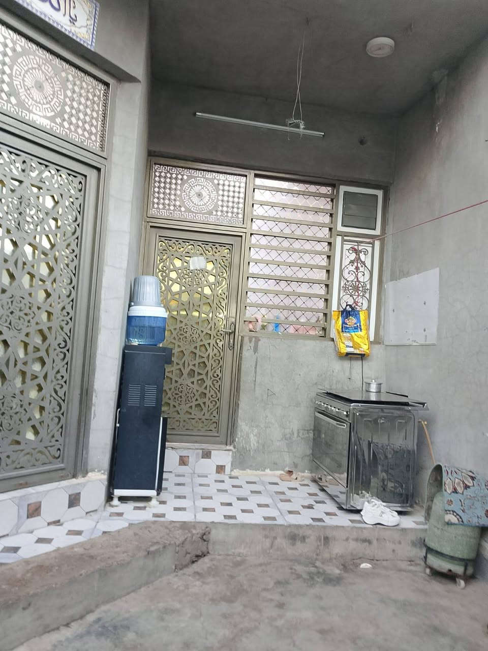 بيت للبيع مساحته ١٠٠متر زراعي عنوان طوز خورماتو منطقة حسن مجتبئ سعره ٧٣مليون /*********** /***********
