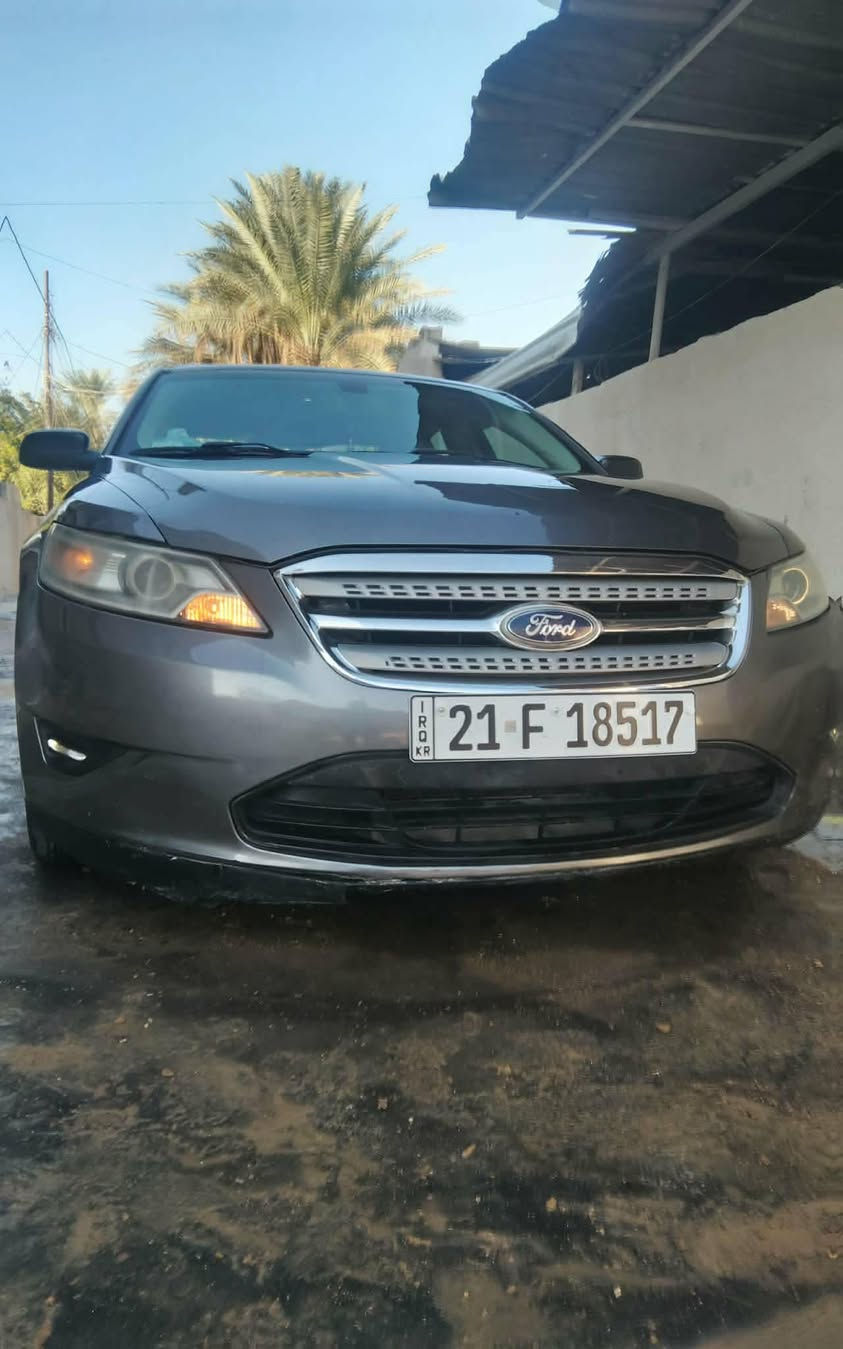 سلام عليكم ورحمة الله
فورد تورس 2011
وارد امريكي
رقم سليمانية 21
تحويل مباشر بأسمك
. السيارة مال جناي گير محرك جديد
حساسات تحكمات  كله تمام
فقط فيها قطعه صغيره صبغ الجاملغ الخلفي بامريكا
السيارة مال جناي خير من الله 
السعر 98 مجال جدا جدا بسيط 
*********** / واتساب
