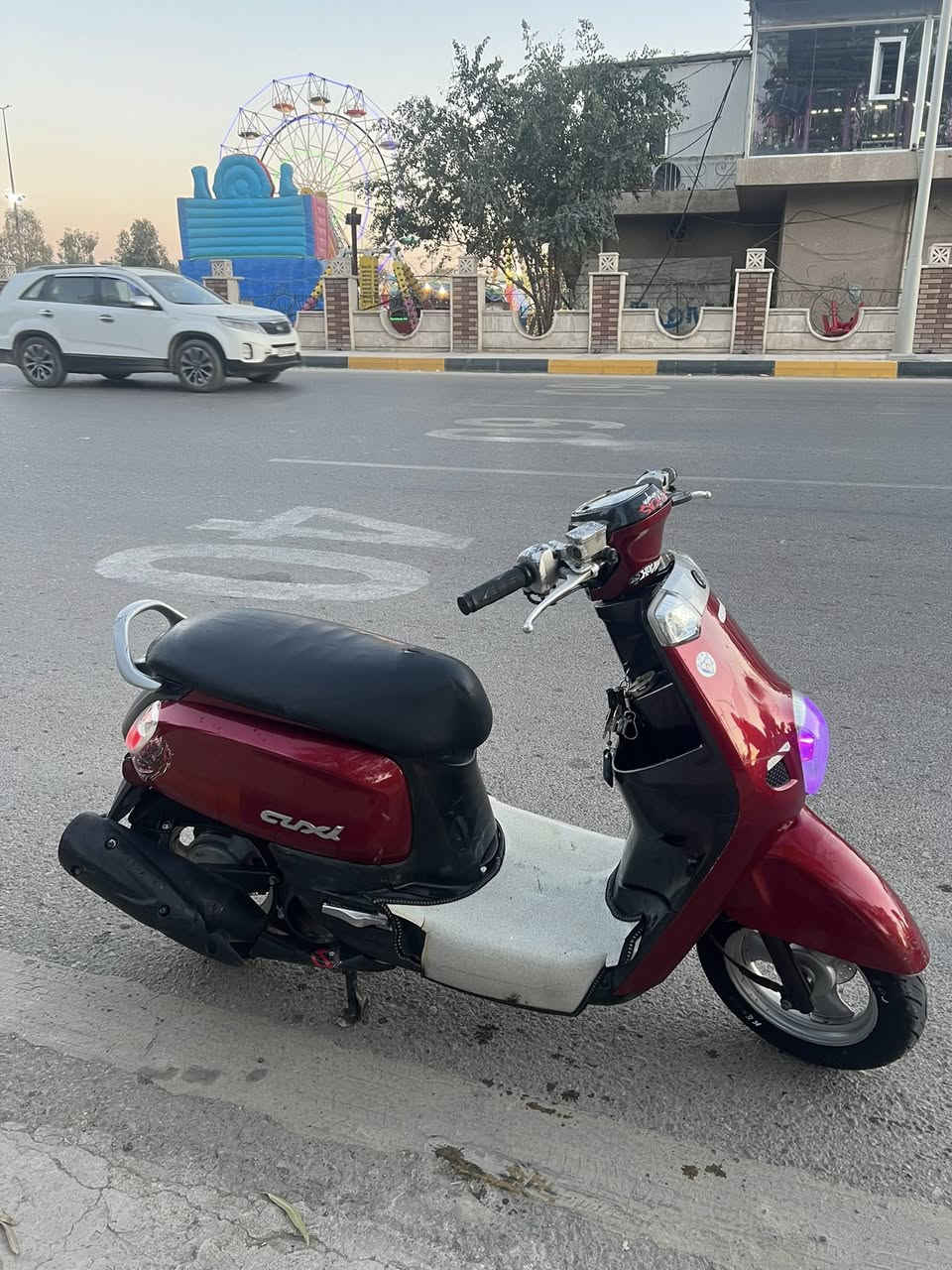 بوليس حديث ياباني الدراجه مكفوله من كلشي اي نقص مابيها. خير من الله معدل شرط 120 الدرجه ما صارلها 4اشهر ونازله من الرمبه الله شاهد مال جناي لليريد شي ميتعبه وجديد وجناي اتصل ودلل ***********
