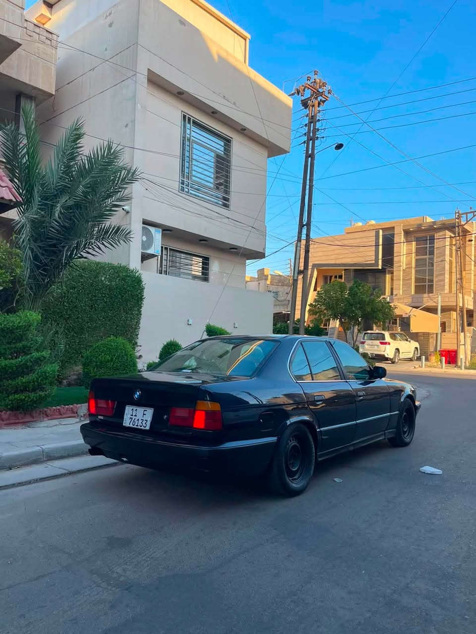 للبيع Bmw520 
موديل ٩١ رقم بغداد الانكليزي باسمي تحويل مباشر هزه وسنويه جدد
سياره اصل مسكر كير عادي  على وضع الشركه فقط صبغ جماليه بدون اي ضرر  كلشي بيها بلادي وعلى ايد وحده  وارد يابان كلش  ناعمه وسريعه 
محرك كير شغاله ١٠٠/١٠٠
حداديه جديده امامي خلفي 
تبريد شغال شرط ويه السويح 
داخل مخمل جديد لوك 
بطاين مخمل 
تخم تاير جديد 
سياره بدون اي نقص ترايك مفتوح وين ميعجبك  كاعيات الشركه بيها 
السعر 63$
مكاني السيديه 
للاستفسار الاتصال على الرقم ***********
