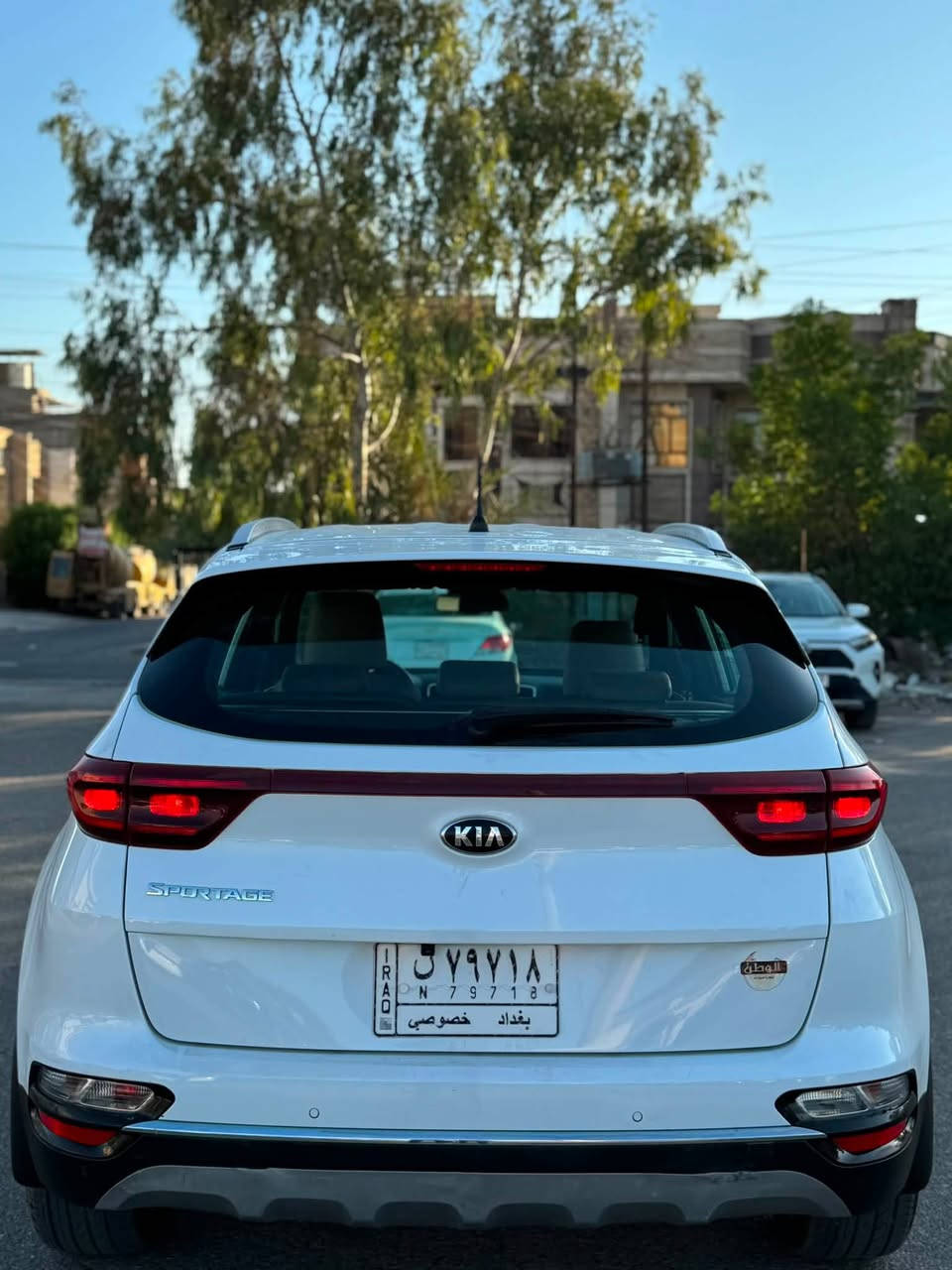 السلام عليكم
كيا سبورتج 2021 خليجي
فول مواصفات:
.تحكم ستيرن
.مري شفط
.DRIVE MODE
.مثيت سرعة
.حساسات امامي
.حساسات خلفية
.شاشة اندرويد
.تحكم عدسة الايت
.قطعتين تبريد
.كشنات جلد+مخمل
.كشنات كهرباء 
.داخل لون بيجي
.رقم بغداد باسمي
.رادار امامي
.تنبيه عند الاصطدام
.السيارة استخدام شخصي مابيهة اي نقص
.بيهة فقط بارد بسيط بالبنيد وبيهة بارد بالباب الامامي عكس السايق فقط
العنوان:بغداد العامرية
***********
