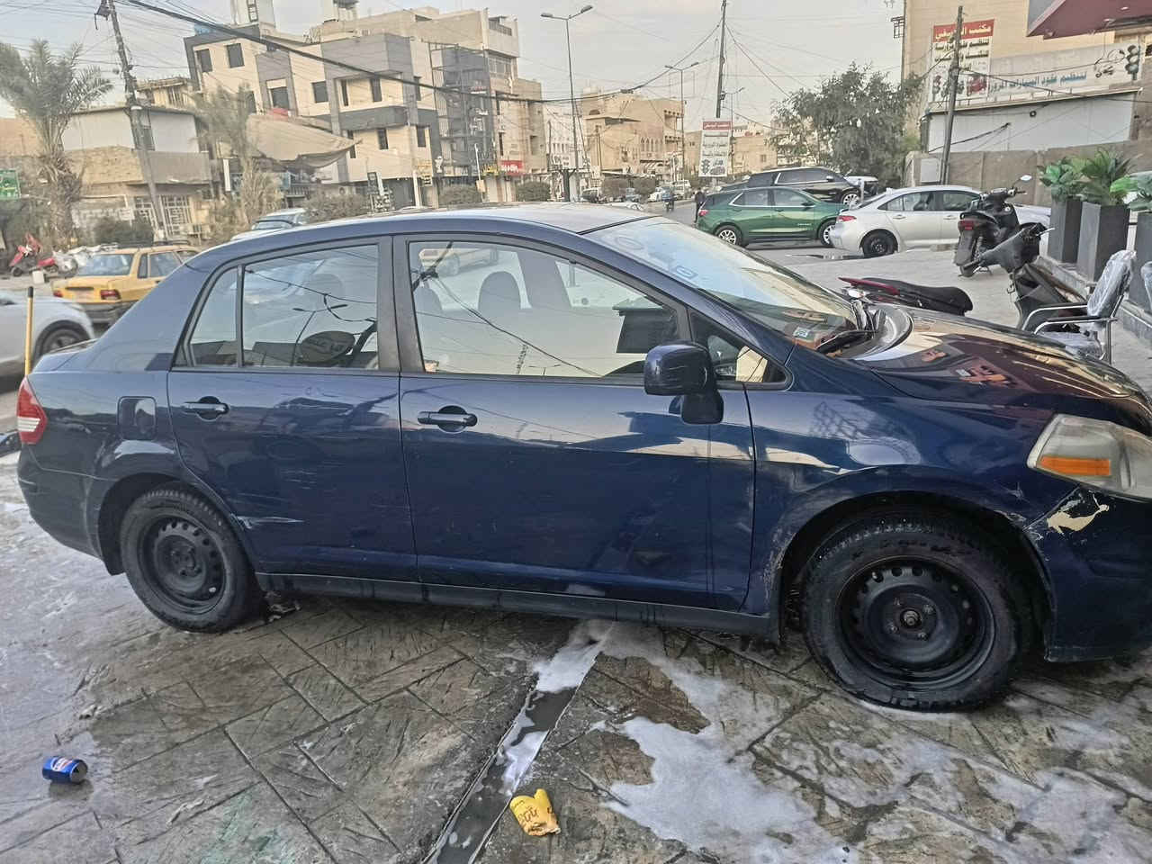 فيرسا للبيع
السعر 78
لايت زنون تحكم بل مبايل 
شاشه وكامره خلفيه 
تبريد تدفئه 
كامله 
مكانها الحريه 
***********
