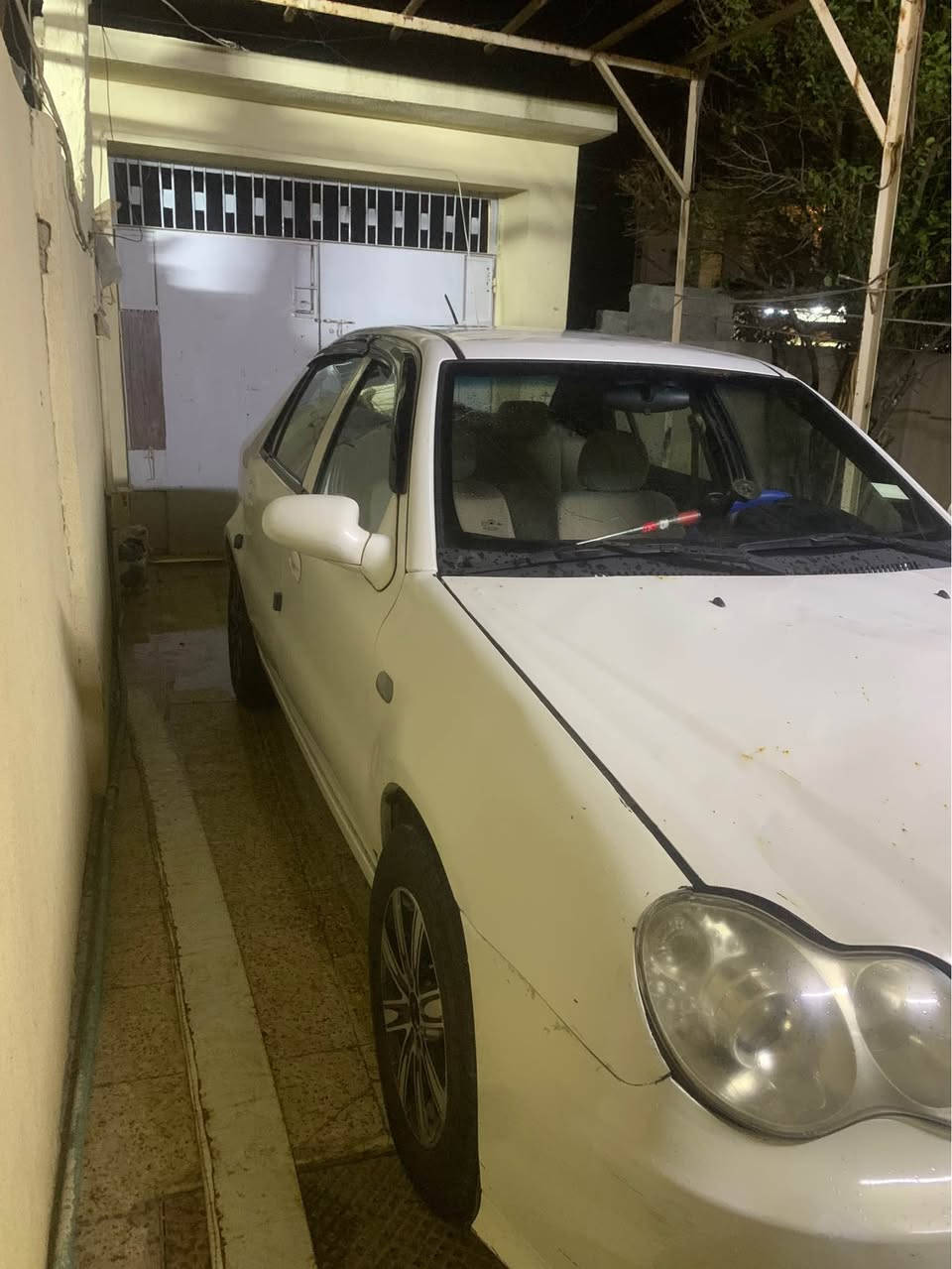 سي كي 2012 
بيها قطعتين جاملغ السايق ول بوند كالب 
لا صبغ ولا معجون السياره نضيفه. مال رزق 
الكهربيات  كله شغاله ***********بس واتساب شغال Singapore
