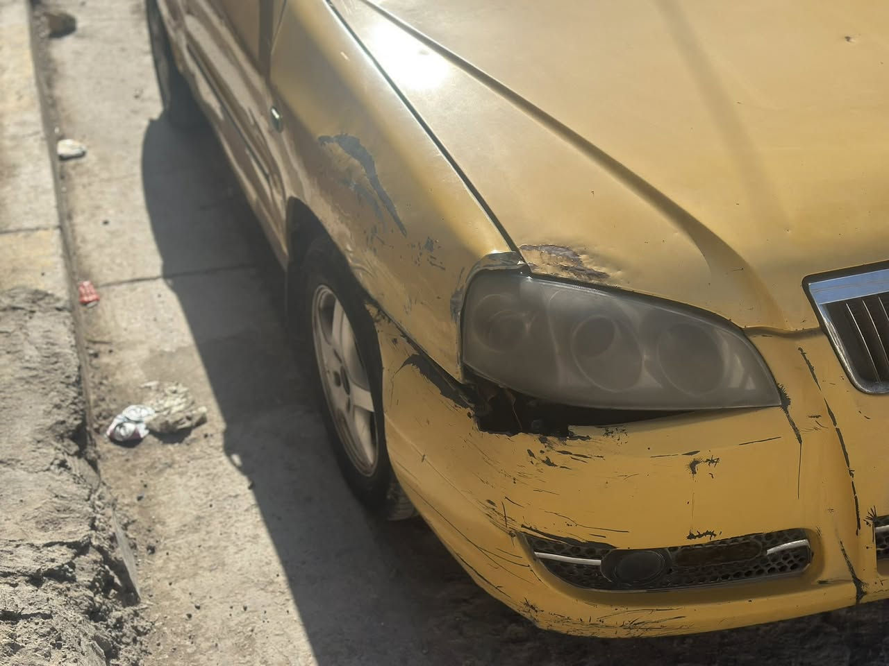 سلام عليكم
عيني شيري كوين موديل 2009 محور مكينه او كير كورلا سياره بسمي سنويه ساقطه او عليه غرامات او هيئه 900الف  رايدهه 15او بيه مجال 
رقم ***********
