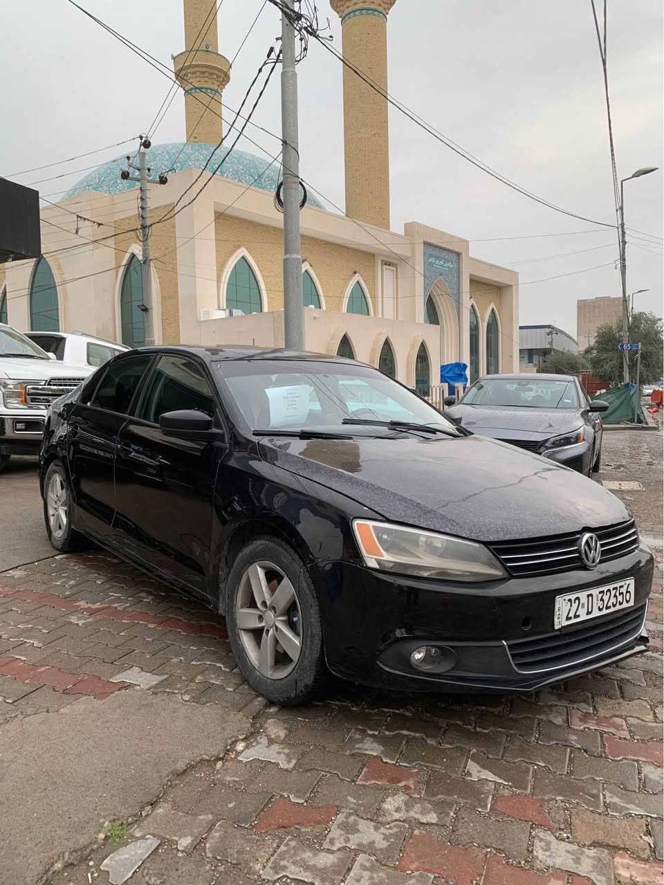 ▪️ڤۆلکس واگن جیتا : Jetta خلیجی ……………
▪️مۆدێل /2012 / گێڕ تۆماتیک ……………………
▪️رەقەم هەولێر سەنەوی نوێیە ……………………
▪️مەودای رۆیشتن / ١٦٠ هەزار میل مەکینە کەپس 
▪️مەکینە / V5 -2,5 پێنج پستنە بێ عەیب ،،،،،،،،،
▪️گێڕ و مەکینە و تەبرید و کارەبایی بەشەرت ،،،،،،،
▪️مواسفات / se بێ سلایت چوار جام ئۆتۆ ،،،،،،،،،

▪️سەیارەکە حیزام سبوغە جەمپێکی پێشی هەیە …
▪️ئێرباگ سیستەمە ، کەمەک بەدەنەی گرتیە ،،،،،،،،
▪️غەڕامەی ( ٣٠٠ ) دۆلاری لەسەرە وەردەگریەور 

▪️ناونیشان هەولێر مۆبایل ( *********** ) ▪️ أربيل, العراق
