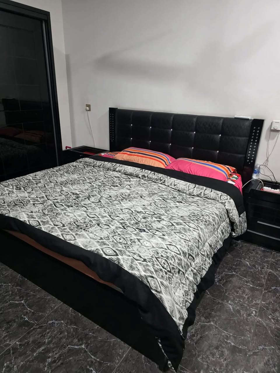 غرفه تركيا ٧ قطع نظيفه كلش السعر ٣٠٠ وبيها مجال عنوان بغداد حي الجهاد


**إذا كنت صاحب هذا الإعلان وتريد حذفه لأي سبب، رجاءا أرسل رسالة إلى الدعم الفني**