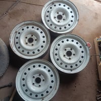 نظيفة • للبيع • واحد غير مصور