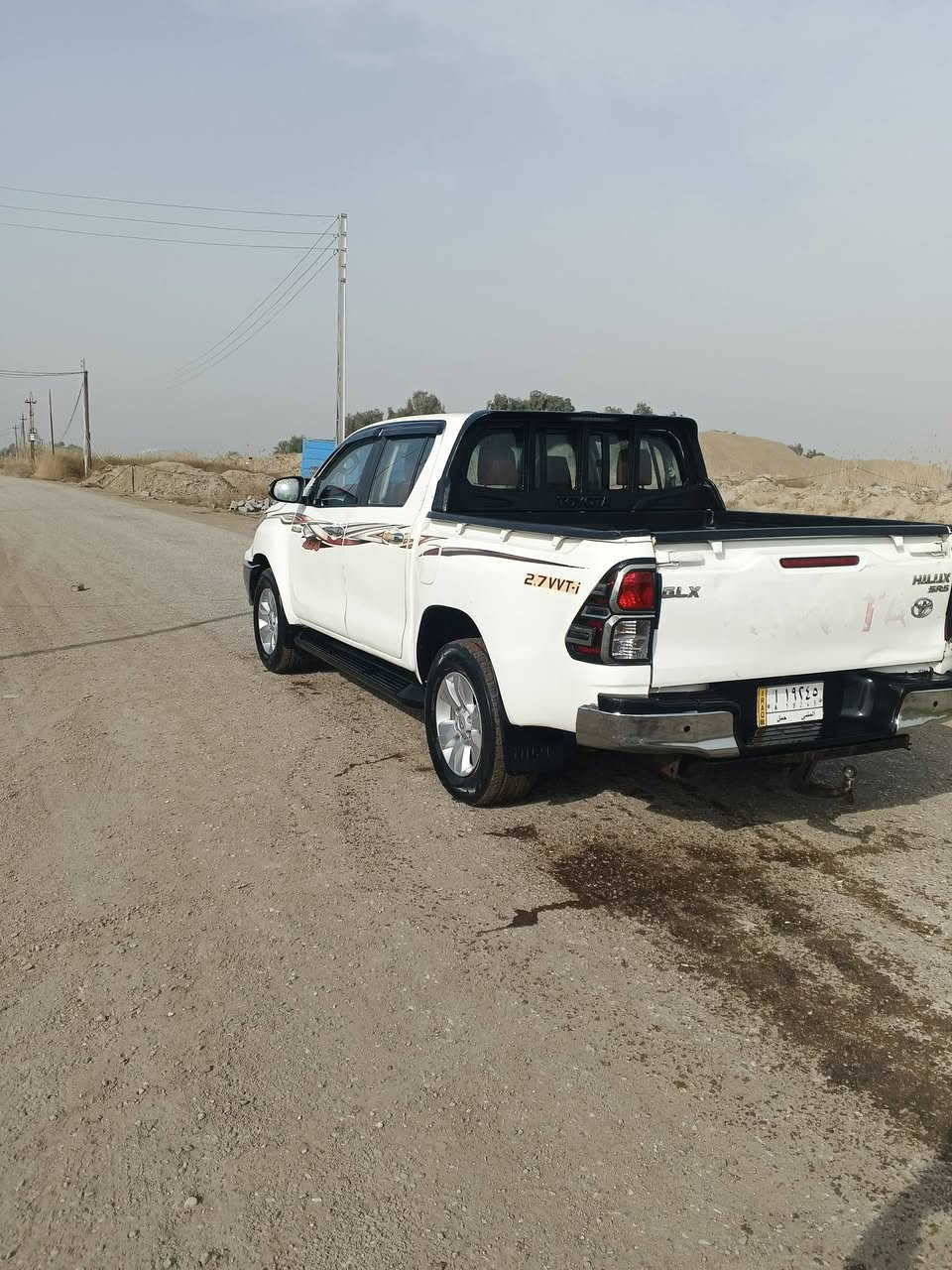 سلام عليكم هايلوكس البيع فورويل2016بيه صبق بسيط بل جاملق سياره جاهزه من كلشي تخم تأير سنويه جديده بسامينه***********مكان بغداد
