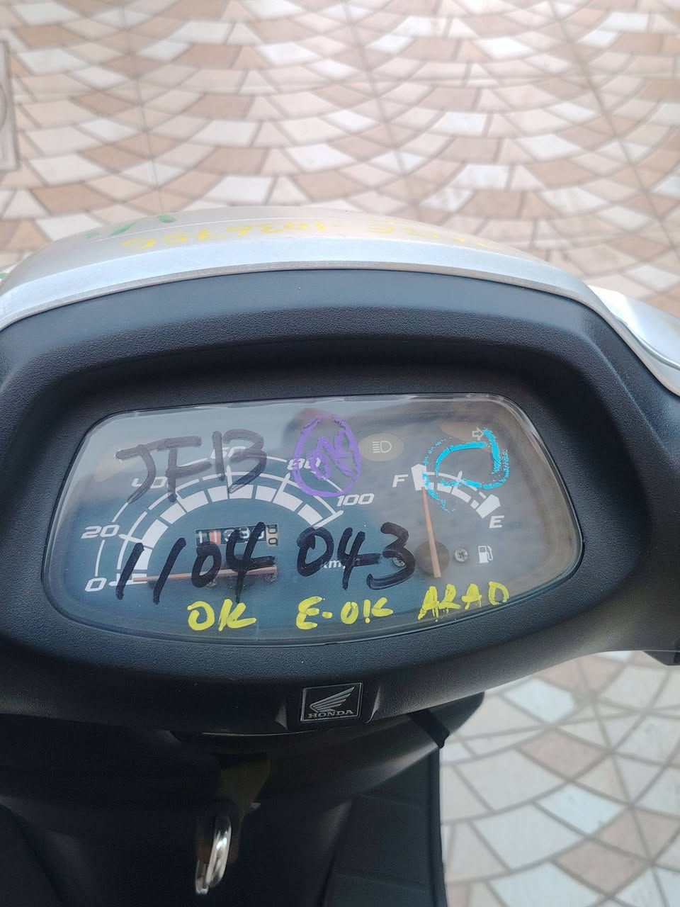 سلام عليكم سبيسي ياباني رمبه كفاله عامه ماشيه 11 ألف /***********/ مكاني كوت
