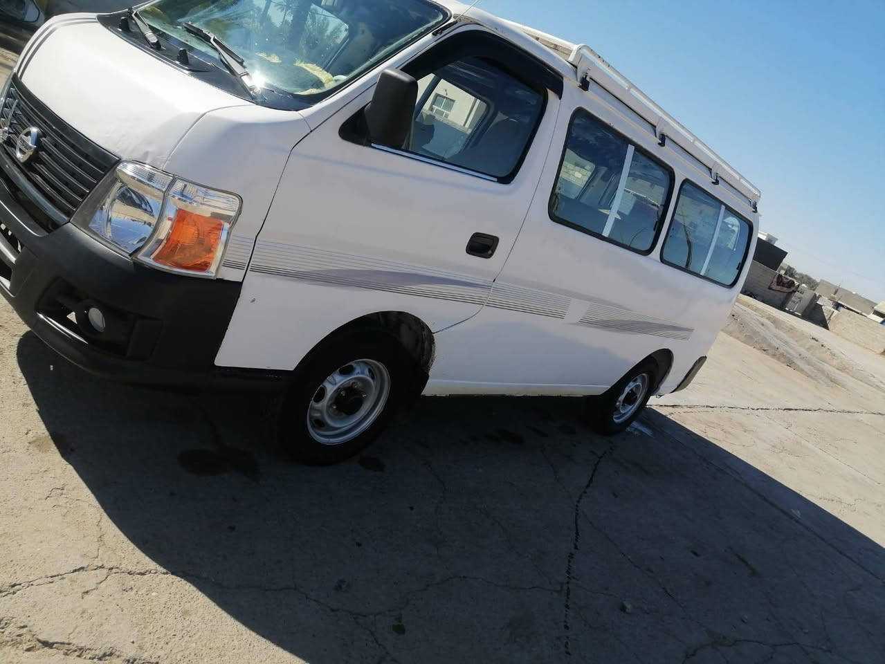 للبيع نيسان موديل 7رقم نكليزي بغداد مكينه ففتي محور سياره مصبوغه حزام جماليه بيهه باب سلايت ضربه السعر 85بيهه مجال مدينه الصدر ***********
