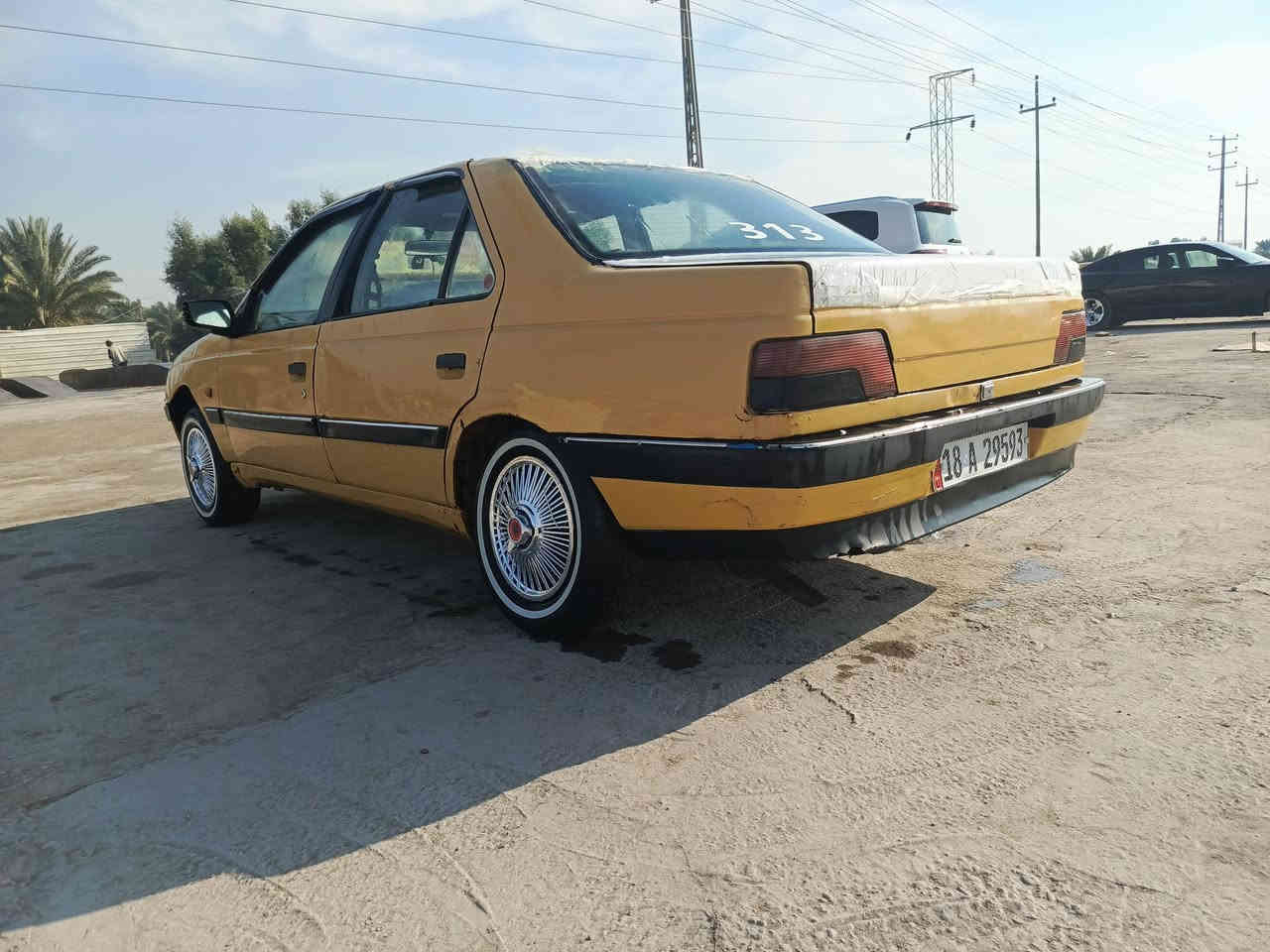 سلام عليكم شباب سياره للبيع بيجو 405 رقم بابل انكليزي سنويه 2029 هزه جديد مصغرة هيئة وغرامات مكينه وكير وحداديه وتخم تاير أبو الخط الابيض جديد كهربائيات كلها شغاله دواخل جدد سياره جاهزه مناقصه شي مداور ثاني يوم السعر 28 وبيه مجال للطيبين للاستفسار الاتصال على *********** مكاني بابل قضاء الكفل الخاص مغلق اتصل وخادم
