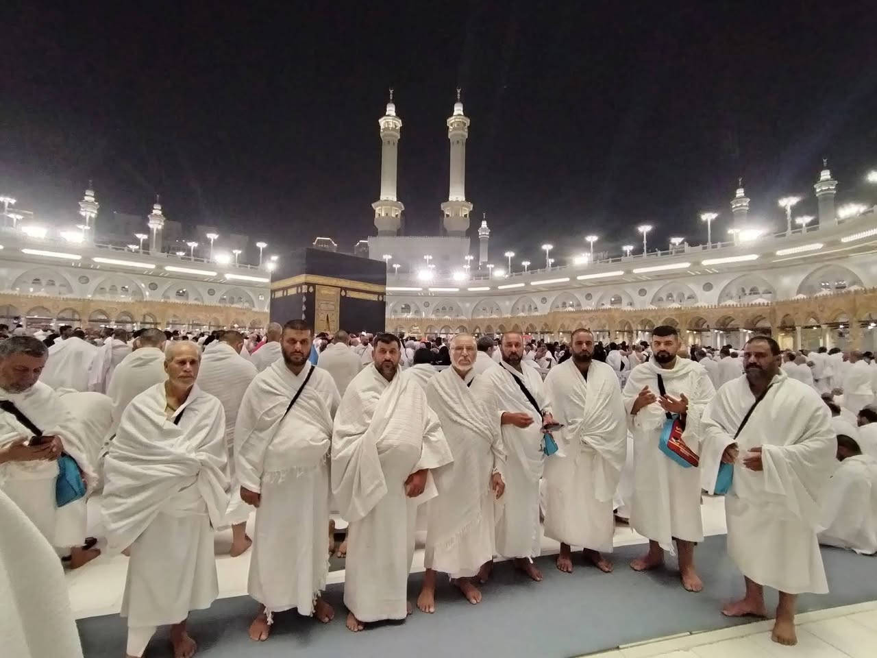 🌙✨ مرحبًا مرحبًا يا شهر رمضان، يا شهر الطاعة والإيمان ✨🌙

على بركة الله تعالى نُعلن عن بدء استلام الجوازات لرحلتنا القادمة إلى الديار المقدّسة لأداء مناسك العمرة المفردة – عمرة شهر شوال المبارك 🕋
🔹 وهي آخر عمرة في هذا الموسم المبارك

📌 برنامج متكامل يشمل:
🚍 النقل المريح 
🏨 فندق مريح في المدينة ومكة
🍽️ مطعم ثلاث وجبات بنظام بوفيه مفتوح
🕌 مزارات المدينة المنورة ومكة المكرمة
👳‍♂️ مرشد ديني يرافق الرحلة
🌿 نضمن لكم دخول الروضة الشريفة في المسجد النبوي

⏳ مدة الرحلة: 11 يومًا مع الطريق
💰 
💳 يتوفر نظام التقسيط (القسط)
📅 تاريخ السفر: بعد عيد الفطر المبارك
#اخر يوم لاستلام الجوازات 13 رمضان المبارك 
📞 للحجز والاستفسار:
***********
***********

🕌 حملة أرض السلاطين للحج والعمرة والعتبات المقدّسة
المتعهد: سيد رائد الزاملي.. سيد عزيز الحسيني 

🤍 خدمة ضيوف الرحمن شرفٌ لنا
✨ شعارنا: اسأل من كان معنا ✨
