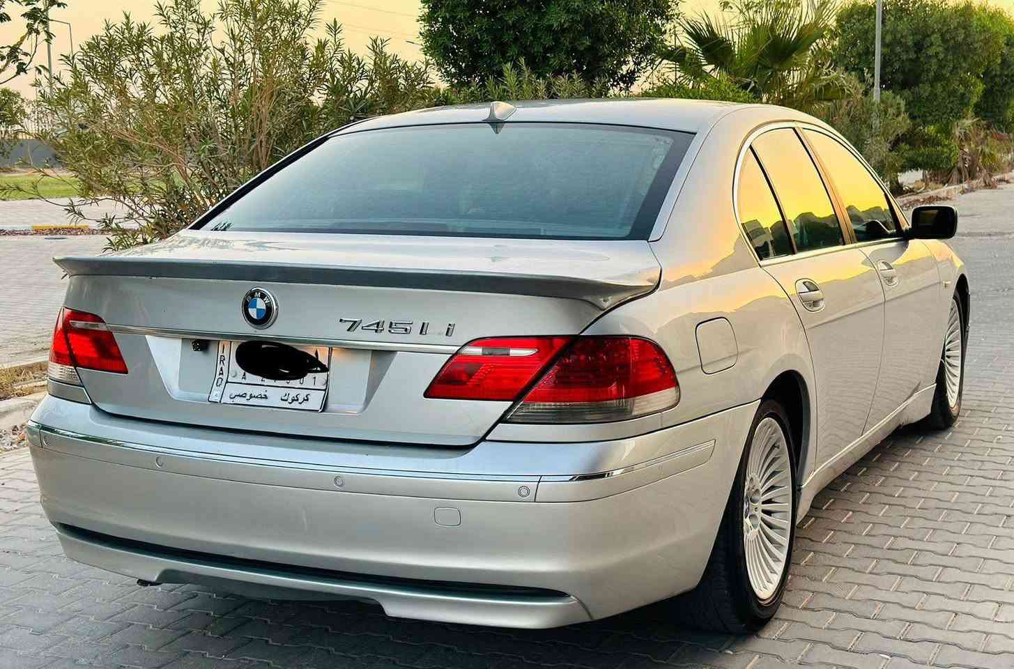 BMW 745 موديل 2003 محدث 2008
سياره فول موصفات من عدا الفتحه
نقص السياره فقط تبريد
قرار 48
حداديه قبل شهرين مبدلها
مكينه كير كفاله
لاصبغ ولا ظربه كفاله عامه
رقم كركوك
السعر 90 وبيها مجال
او مراوس مع الفرق
رقم مبايل ***********
واتساب او اتصال
