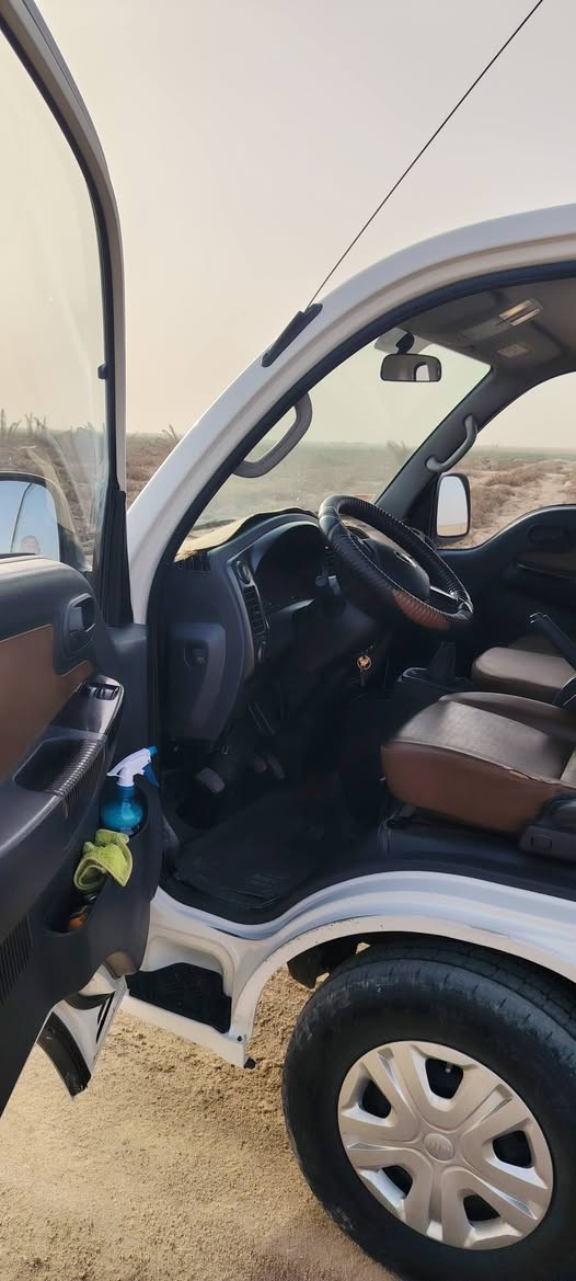 كيه ٢٧٠٠ موديل ٢٠٢٢ مكفوله كفاله
عامه سياره جاهزه من كلشي بأسم الشركه مداور ثاني يوم
السعر ١٤٥ بيها مجال حگ الجيه
للاستفسار ***********
