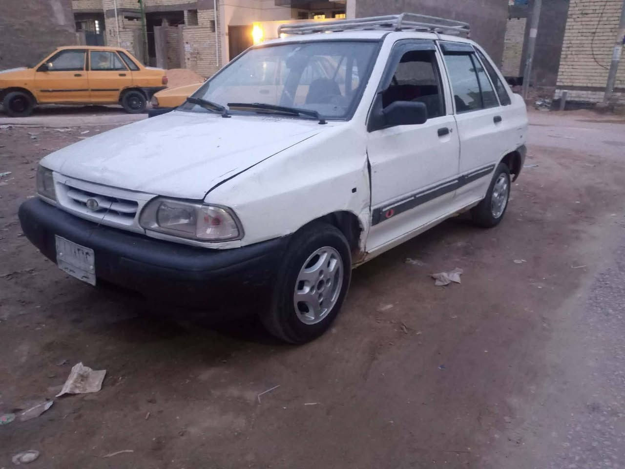 السلام عليكم سياره سايبا خصوصي 2010 سياره جاهزه وحلوه رقم مثنى گير حداديه مكينه خيط بخار كلش قليل شواصي نضيفه بدون خياس بور جديد بريك جديد ماطور ماسحات جديد  مالك بالسماوه شرط المداور السعر 21 وبيه مجال مكاني سماوه ***********
