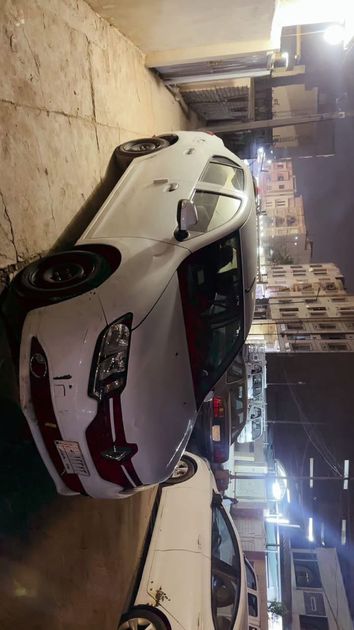 السلام عليكم رينو سيمبل ٢٠١٧ موجوده بغداد الغدير تواصل ع هذا رقم غير موجود ع فيس *********** رايدهه ٧٠بيهه مجال الشراي
