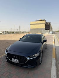 مازدا M3 • مكينه ٢٥٠٠ • رادار وتوقف ذاتي