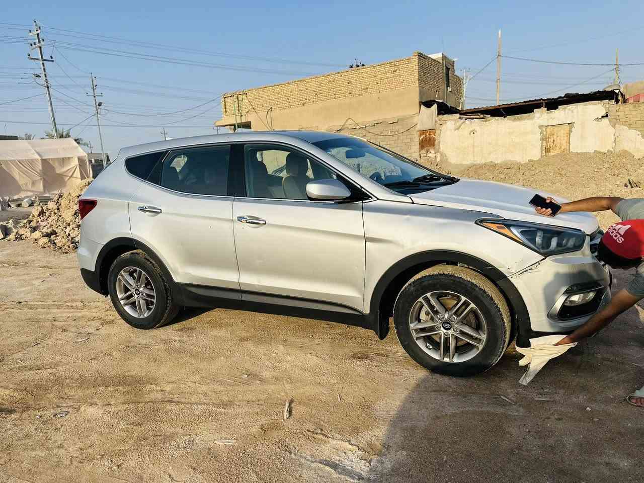 سلام عليكم سنتافيا 2017 رقم الماني بيهة جاملق ايسر مال السايق بنيدهة بي بارد الباقي كفاله عامه السياره بسمنه سنويه 28 السعر 135 وبيهة مجال ماكني بني منصور بيع ومراوس ***********
