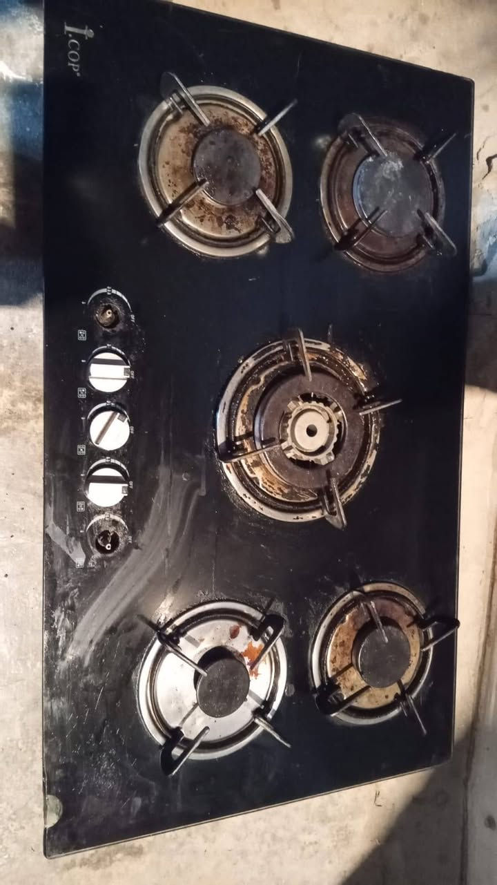 لبيع طباخين ***********
