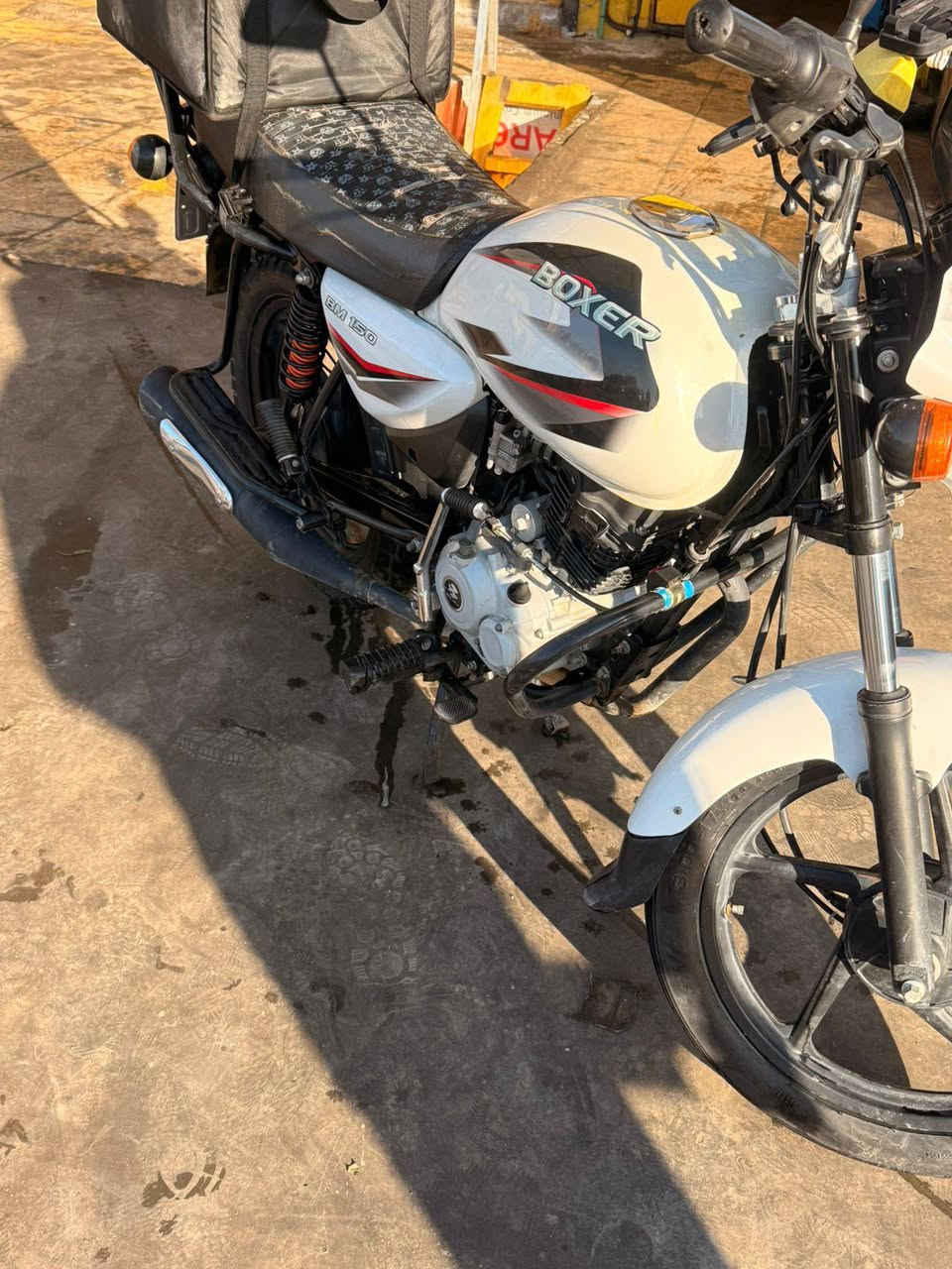 السلام عليكم
بوكسر كلاسك موديل 2022 رقم وسنويه بغداد تحويل ثاني يوم الدراجه نضيفه وخير من الله وبيها ادامه جديده مابيها اي نقص السعر مليونين وميه للتواصل 

*********** 

ومتواجد بالخاص
