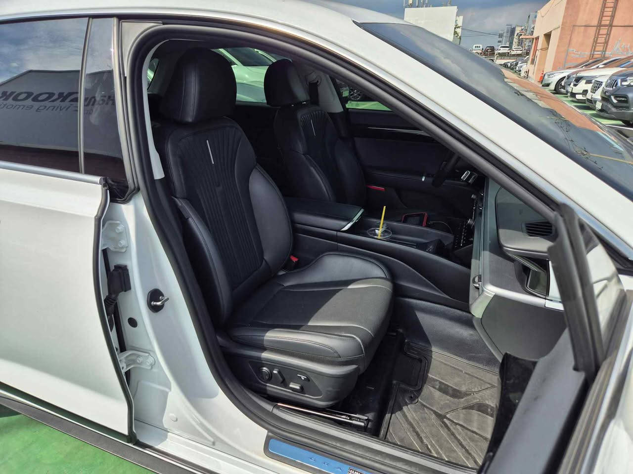 ازيرا موديل 24بيعا قطعة واحدة كلير بدون رقم سعر225


**إذا كنت صاحب هذا الإعلان وتريد حذفه لأي سبب، رجاءا أرسل رسالة إلى الدعم الفني**