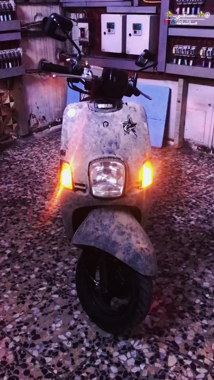 سلام عليكم دراجة للبيع ماكس بوليس نوزل دراجة شلعة ومعدل شرط كفالة عامة من لبرغي لون بيتنجاني 
دراجة خير من الله صارلها 3اشهر من نازلة من لرمبة اوراقها موجودة  +منفيس.  للستفسار *********** 
السعر 770 وبيها مجال
