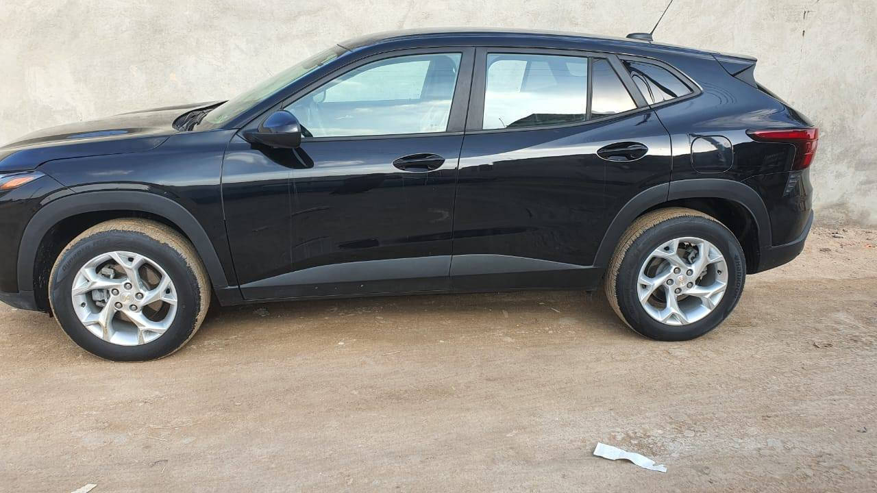 تراكس ٢٥حادث جاملغ وبنيد الباقي مكفوله وارد امريكي ماشيه ٤٠الف ١٥٥ وبيه مجال
***********
مكان السيارهوبصره
